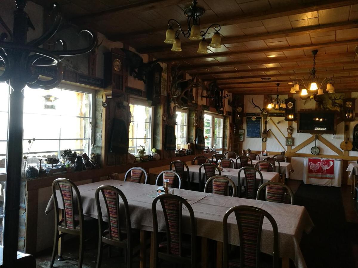 Restaurant Pension-Anton Jachymov Bilik gambar